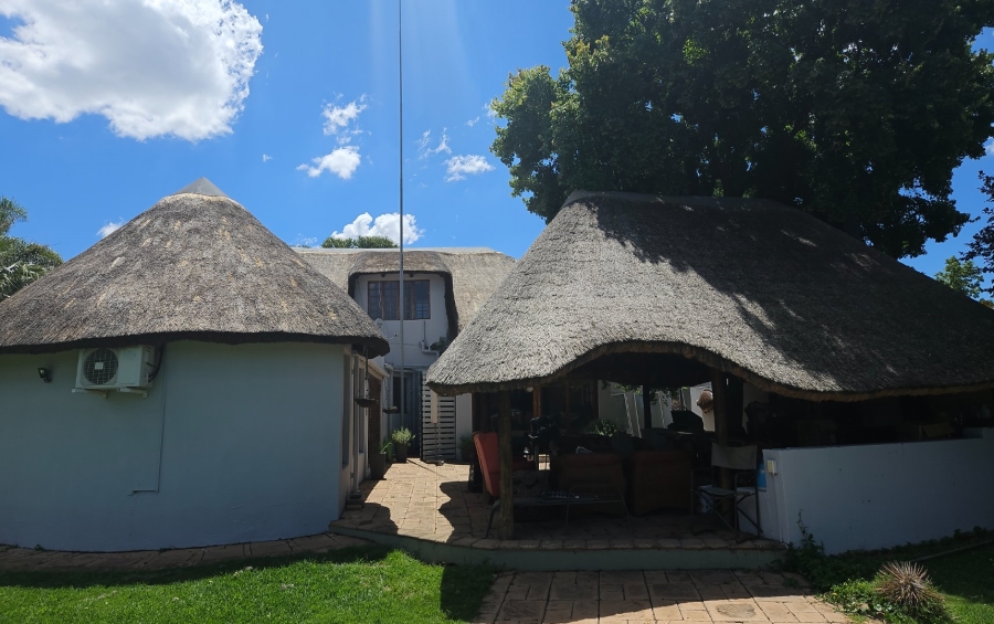 4 Bedroom Property for Sale in Dan Pienaar Free State